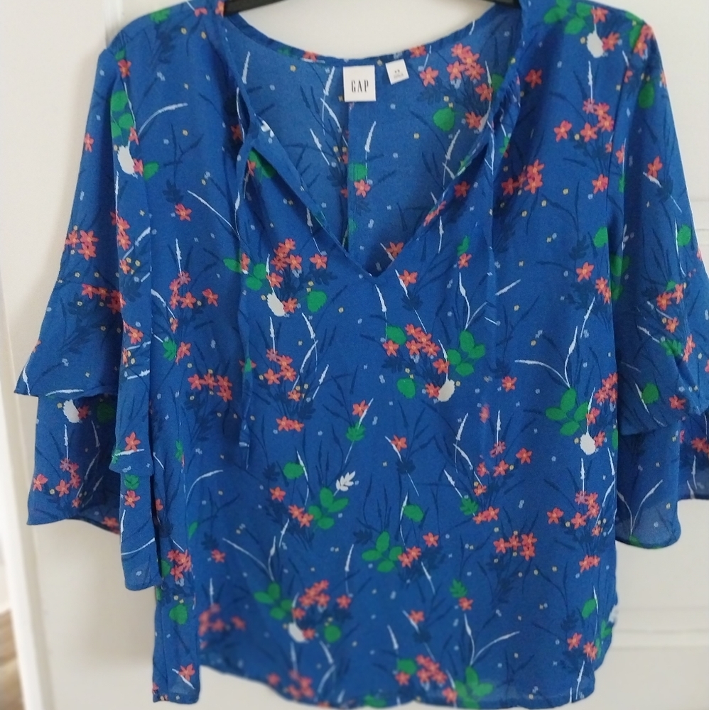Short sleeve blouse